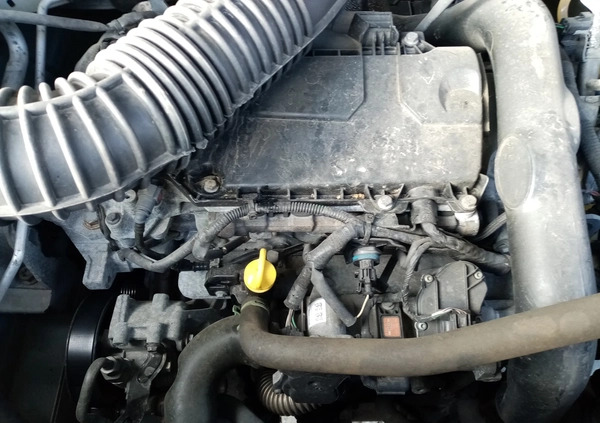 Land Rover Discovery cena 14900 przebieg: 320000, rok produkcji 2008 z Bodzentyn małe 211